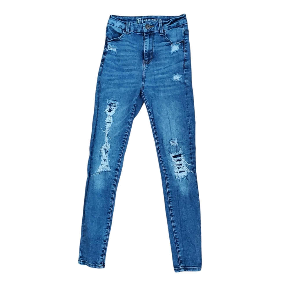 No Boundaries Women’s 5 Juniors 24x27 High Rise Distressed Skinny Jeans Light